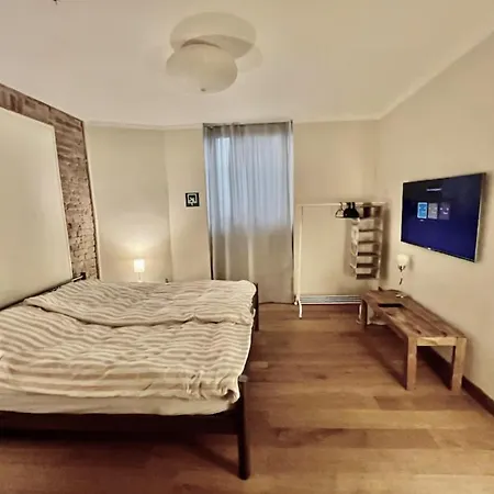Apartmán Im Nollendorfkiez, 2 Zimmer, Kueche, Bad, Berlín