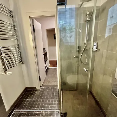 Im Nollendorfkiez, 2 Zimmer, Kueche, Bad, Apartmán Berlín