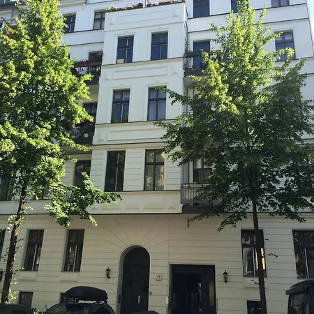 Im Nollendorfkiez, 2 Zimmer, Kueche, Bad, Apartmán Berlín