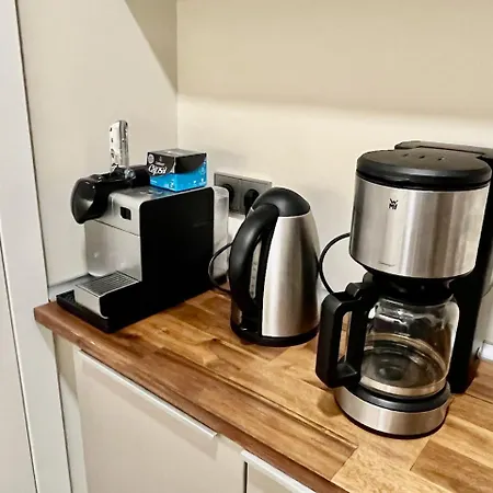 Im Nollendorfkiez, 2 Zimmer, Küche, Bad, Berlín